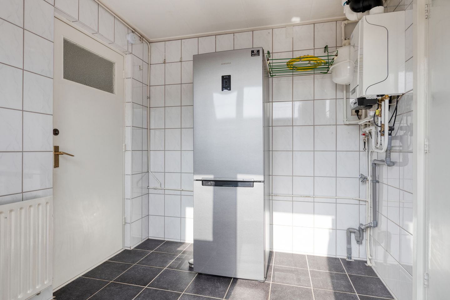 Affordable terraced house with 3 bedrooms and potential in Sint Philipsland — 19