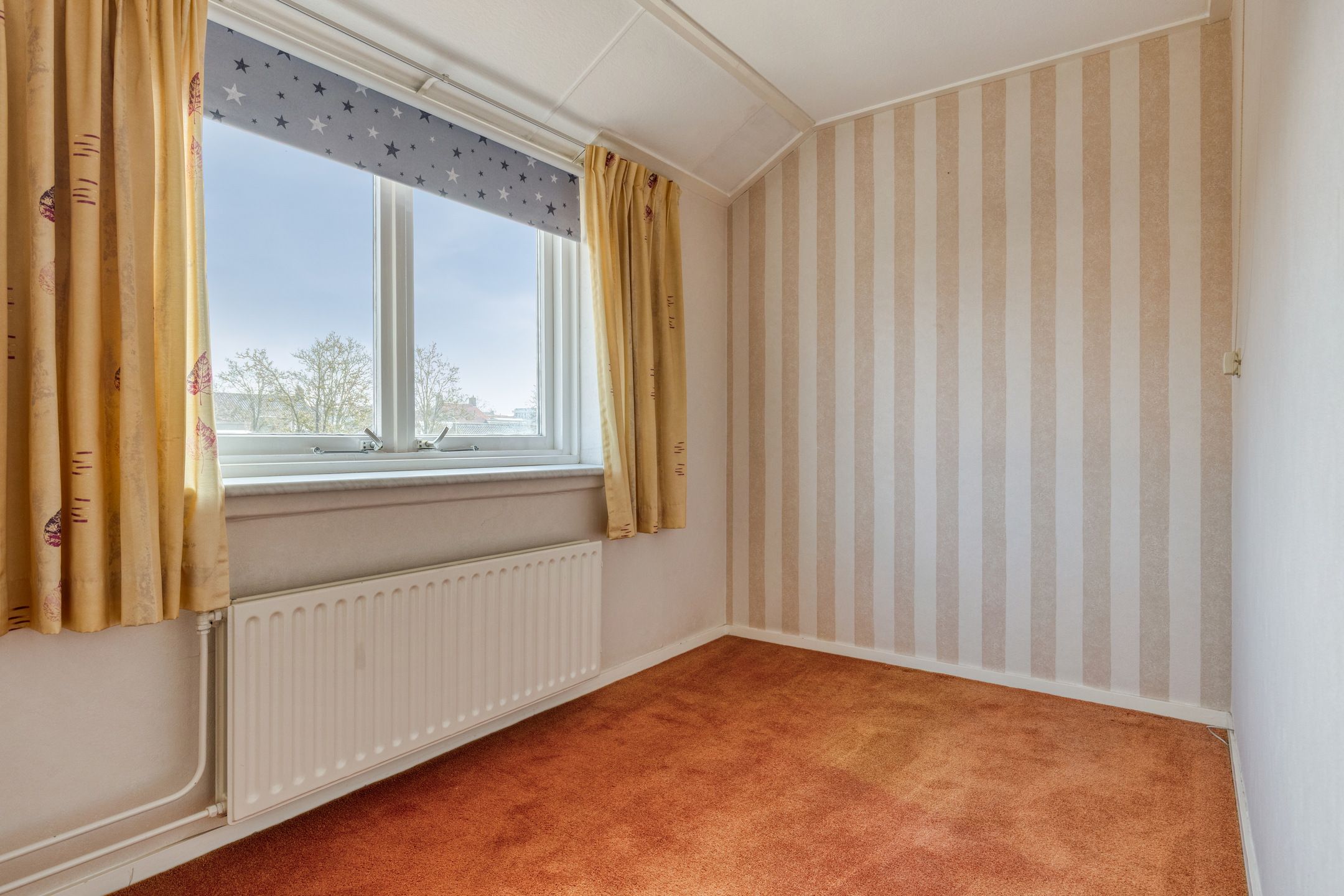 Affordable terraced house with 3 bedrooms and potential in Sint Philipsland — 25