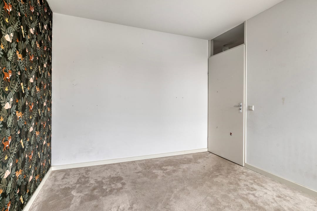 Modern and Luxurious Finished Residence with 122m² Living Space in Hoofddorp — 23