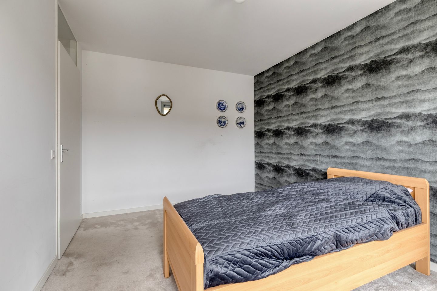Modern and Luxurious Finished Residence with 122m² Living Space in Hoofddorp — 19