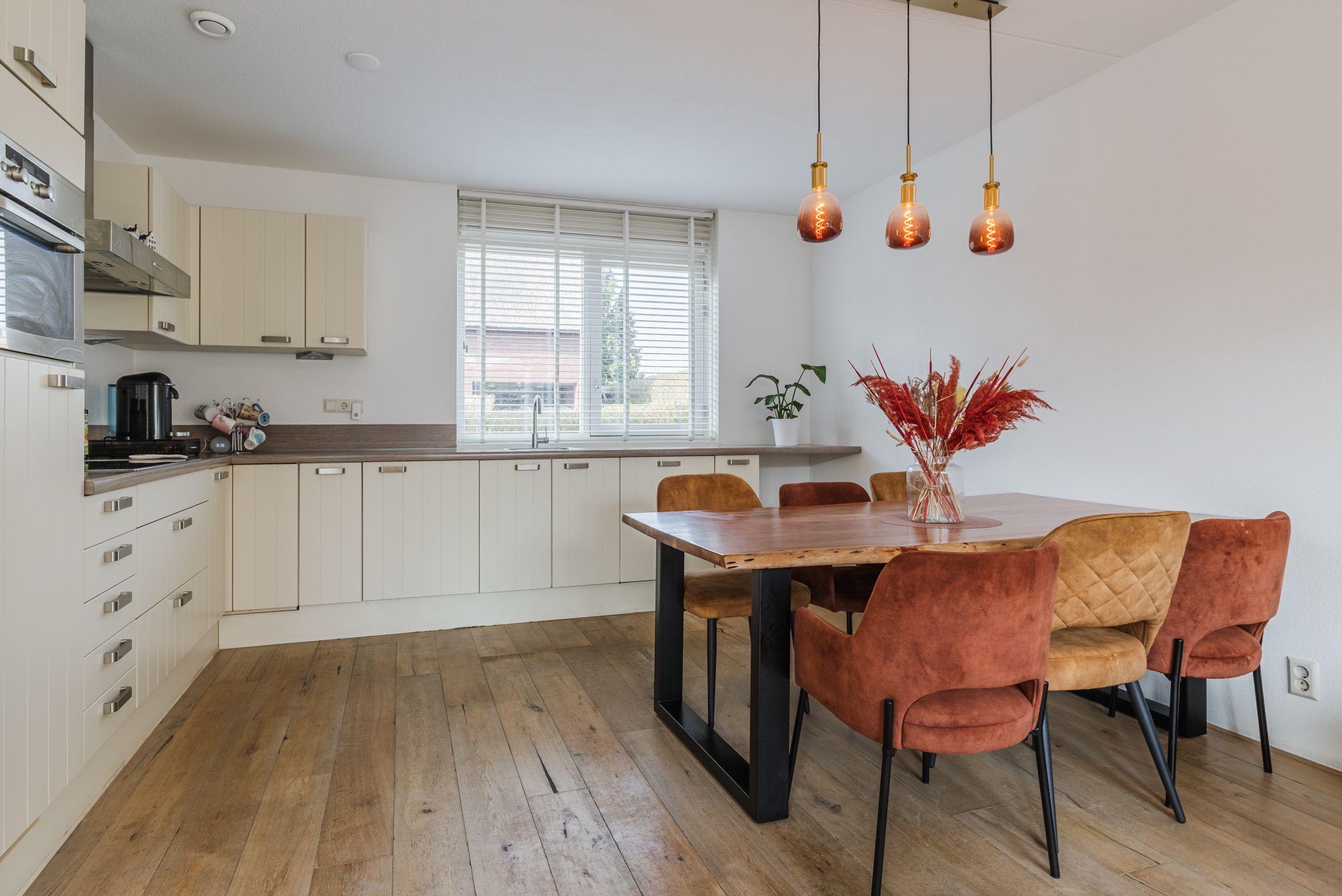 Photo 3 of Bakemastraat 93