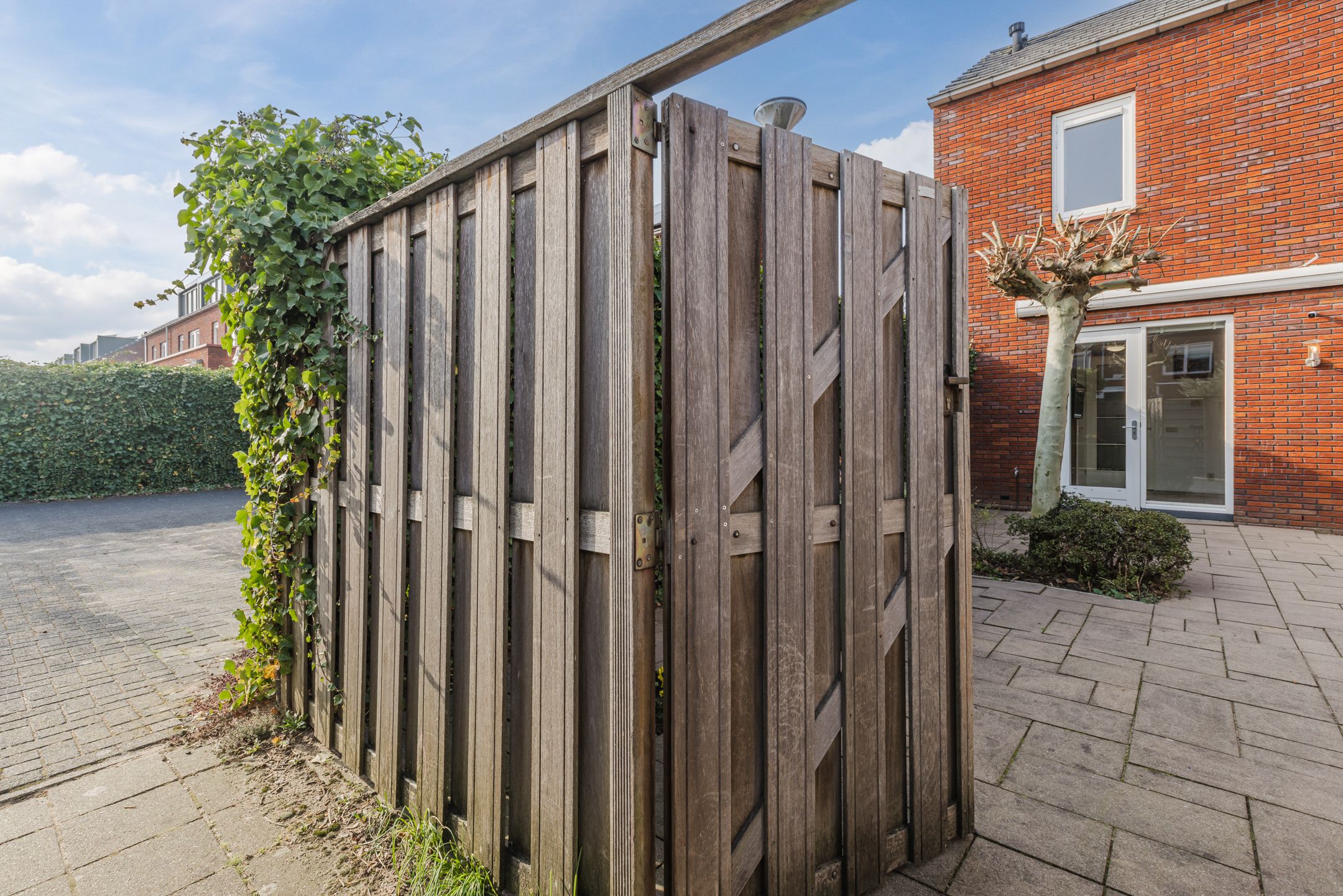 Photo 15 of Bakemastraat 93