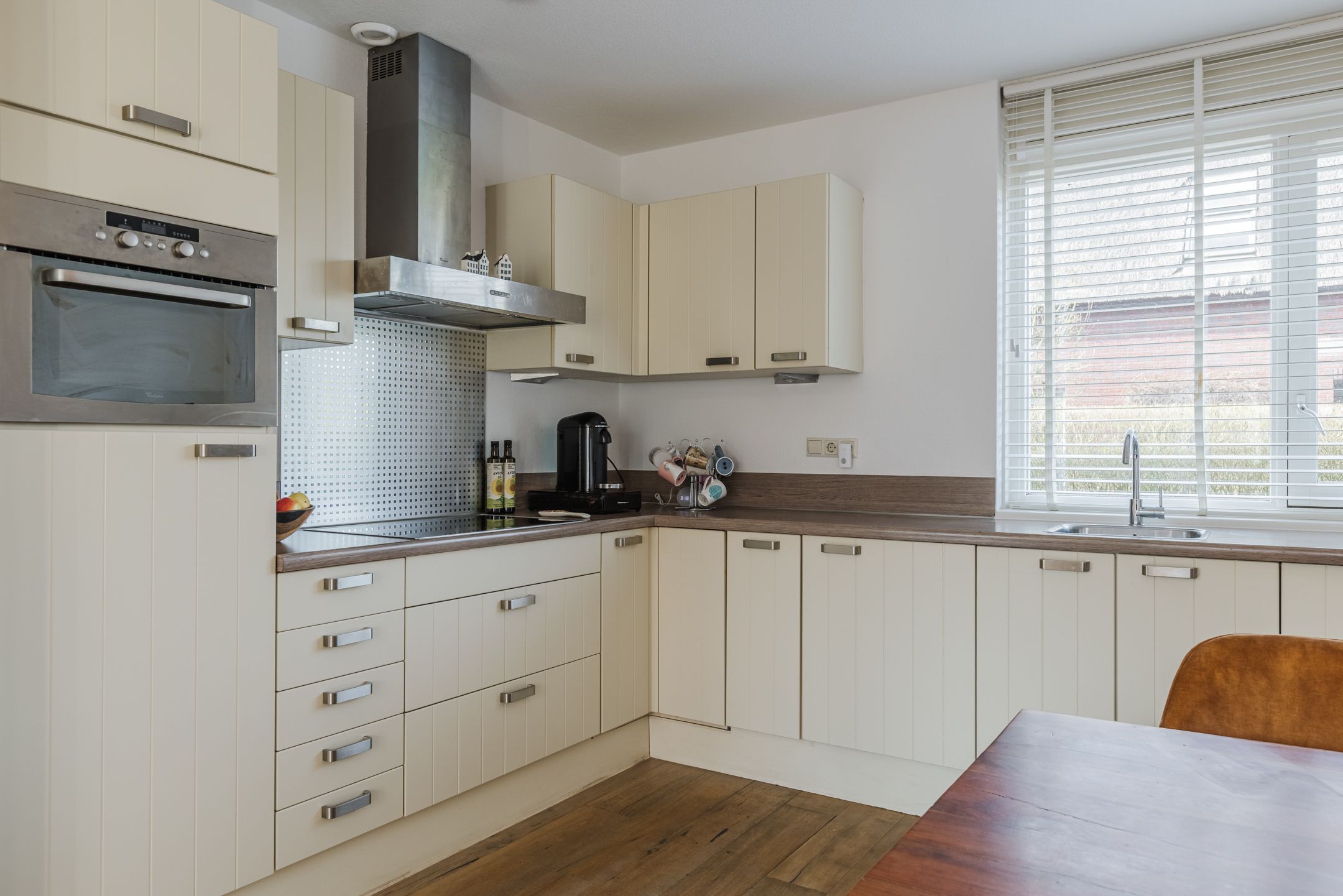 Photo 24 of Bakemastraat 93