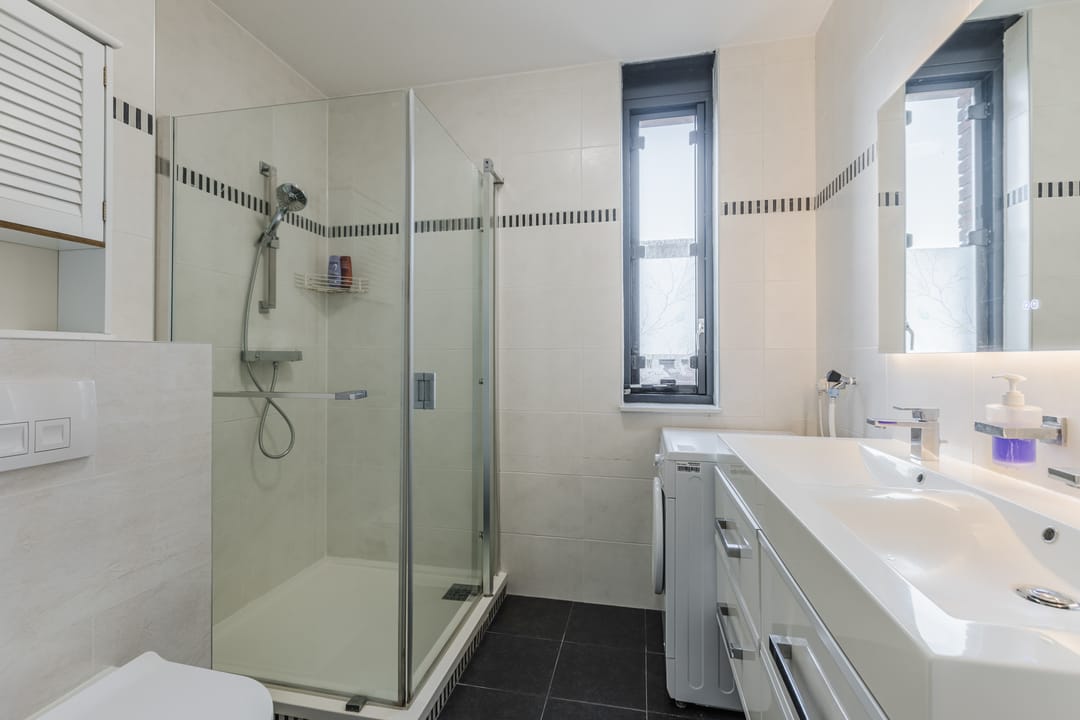 Photo 32 of Bakemastraat 93