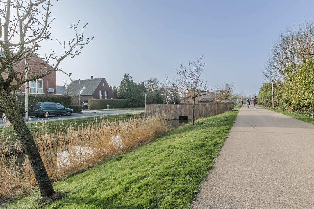 Photo 62 of Bakemastraat 93