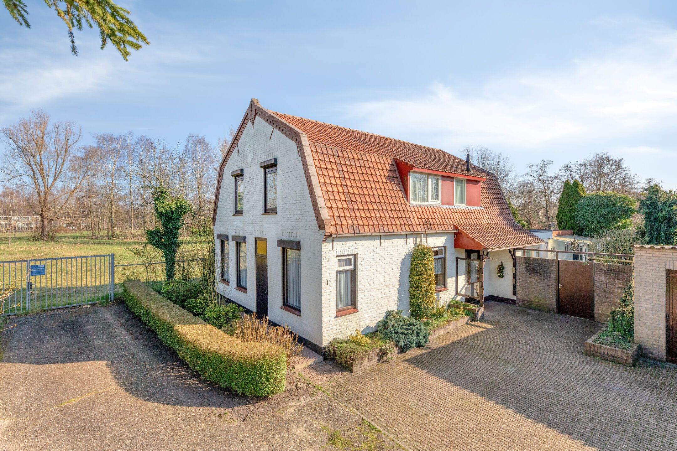 Buying a house in The Netherlands., Derde Zeine 1