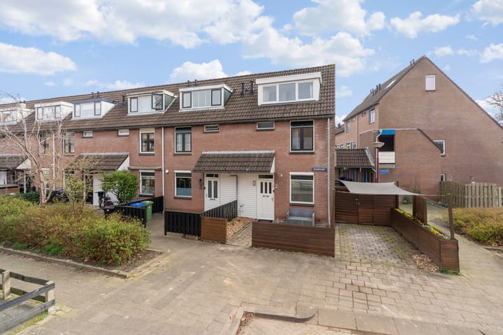 Photo 2 of Zilverfazant 2