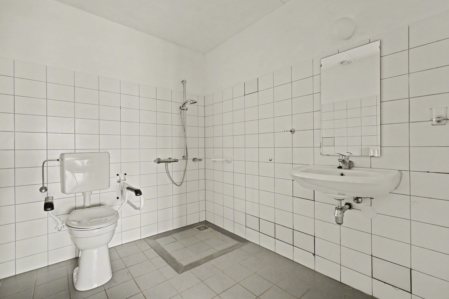 Spacious 78m² apartment with 2 bedrooms and balcony in Goes-Oost — 18