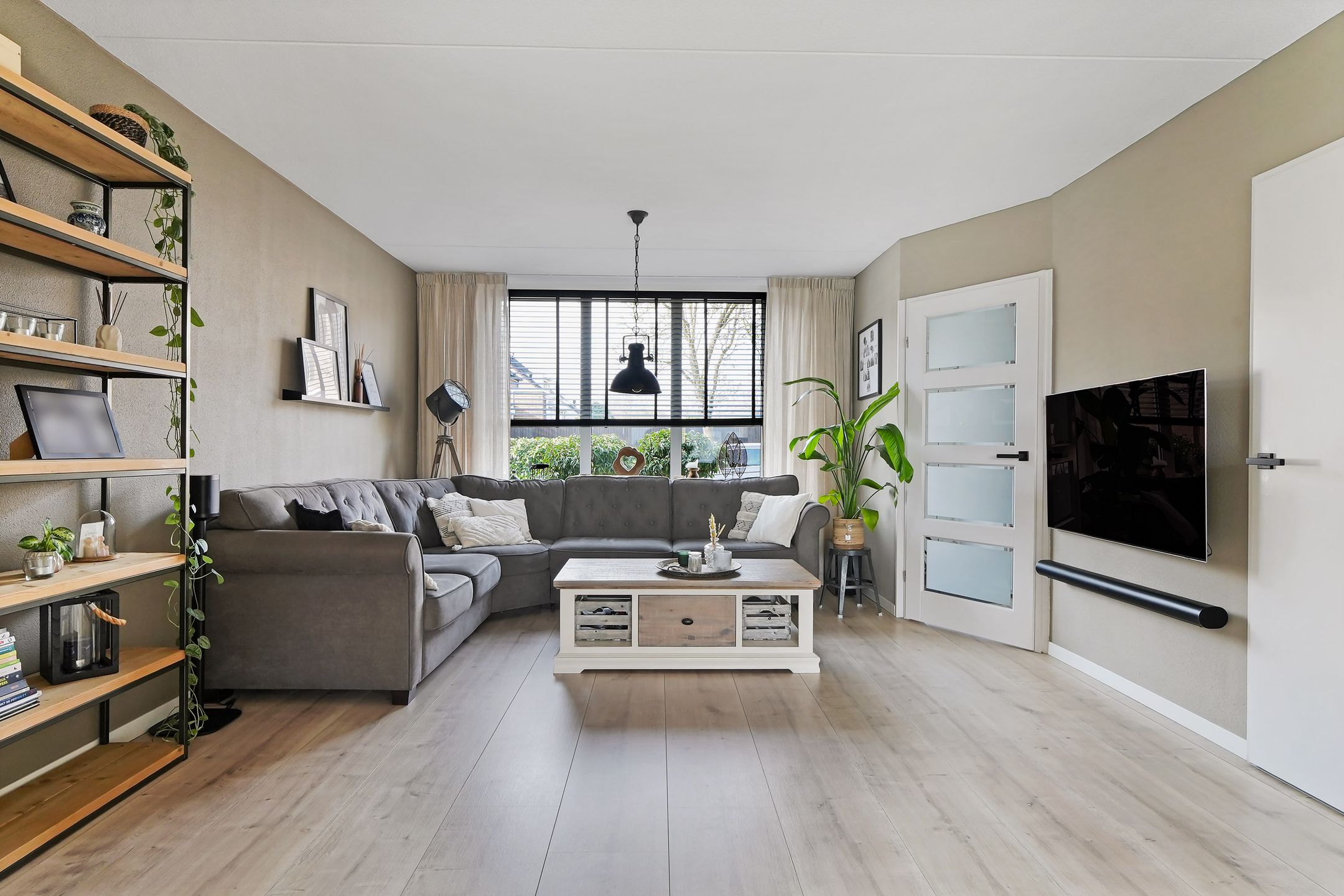 Foto 3 van Wilhelmina Druckerlaan 24