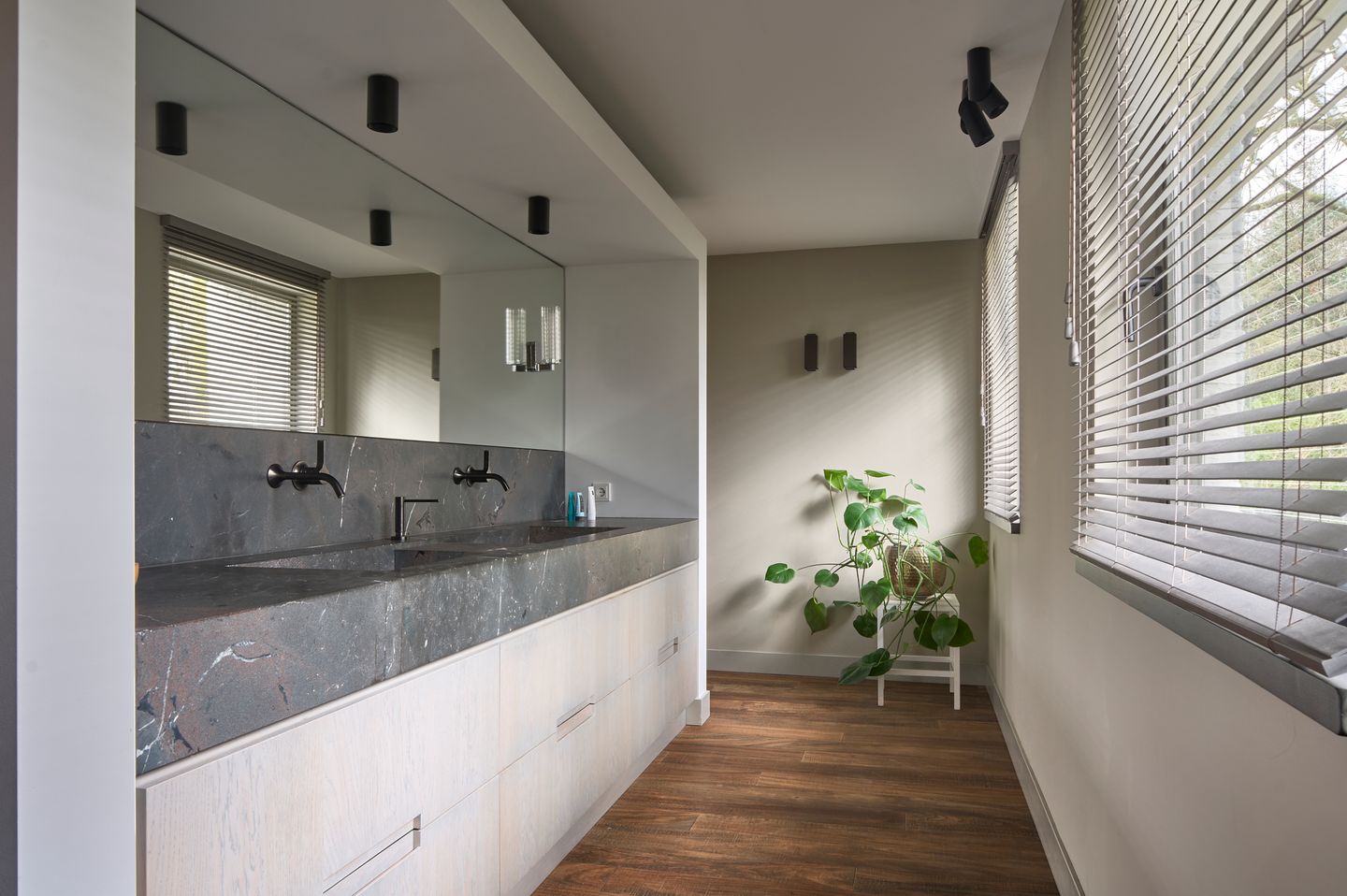 Luxurious Renovated Villa in Geldrop Designed by Remy Meijers — 25