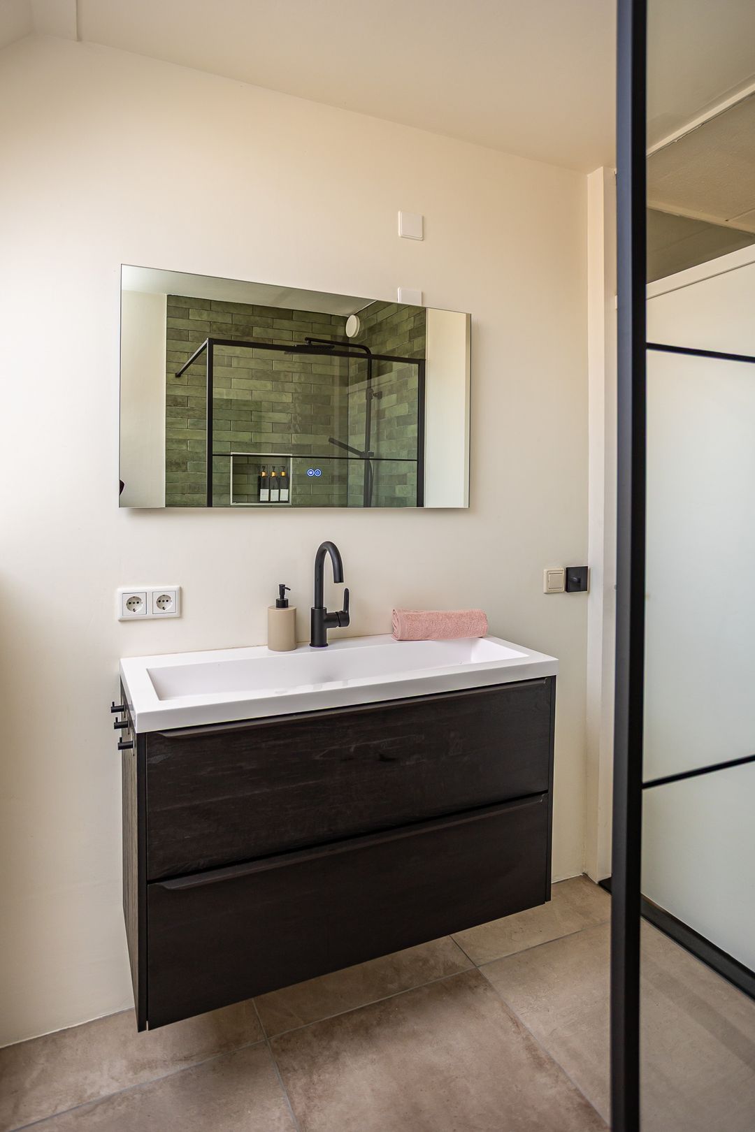 Photo 31 of Generaal Gavinstraat 229