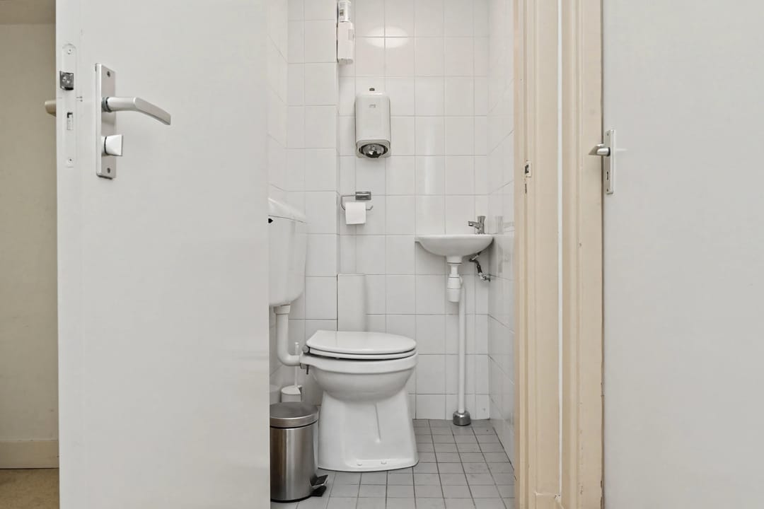 Characteristic ground floor space with cellar in center of Bergen op Zoom — 16