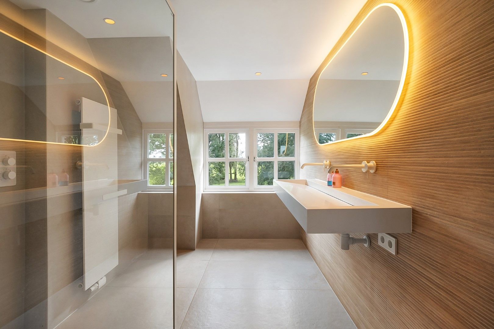 Photo 54 of Kikkerij 1