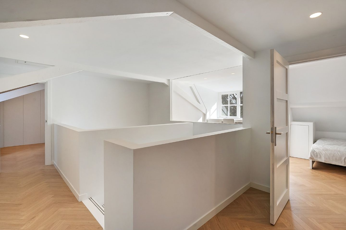 Photo 35 of Kikkerij 1