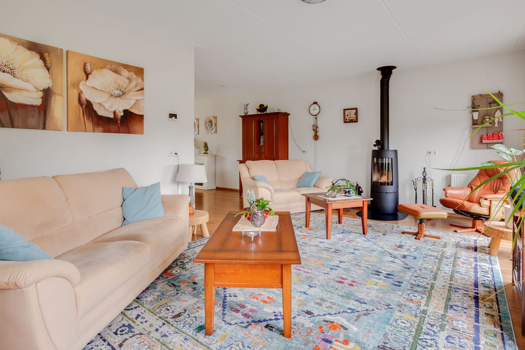 Photo 17 of Vogelwikke 16