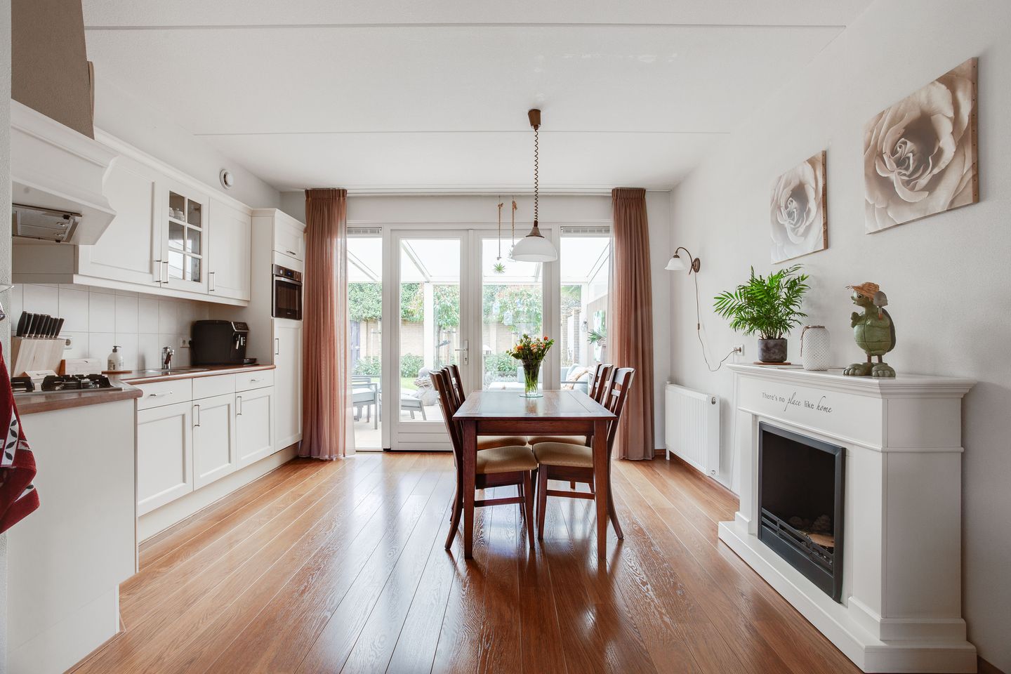 Photo 19 of Vogelwikke 16