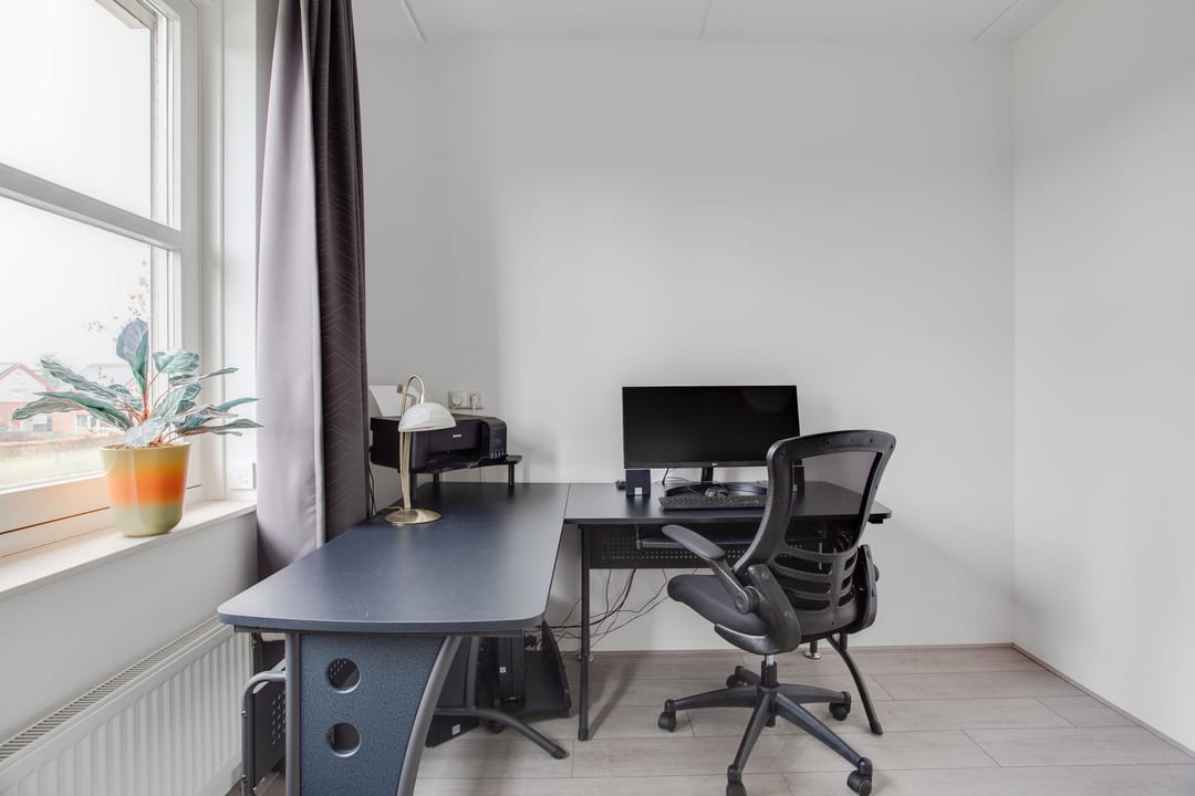 Photo 31 of Vogelwikke 16