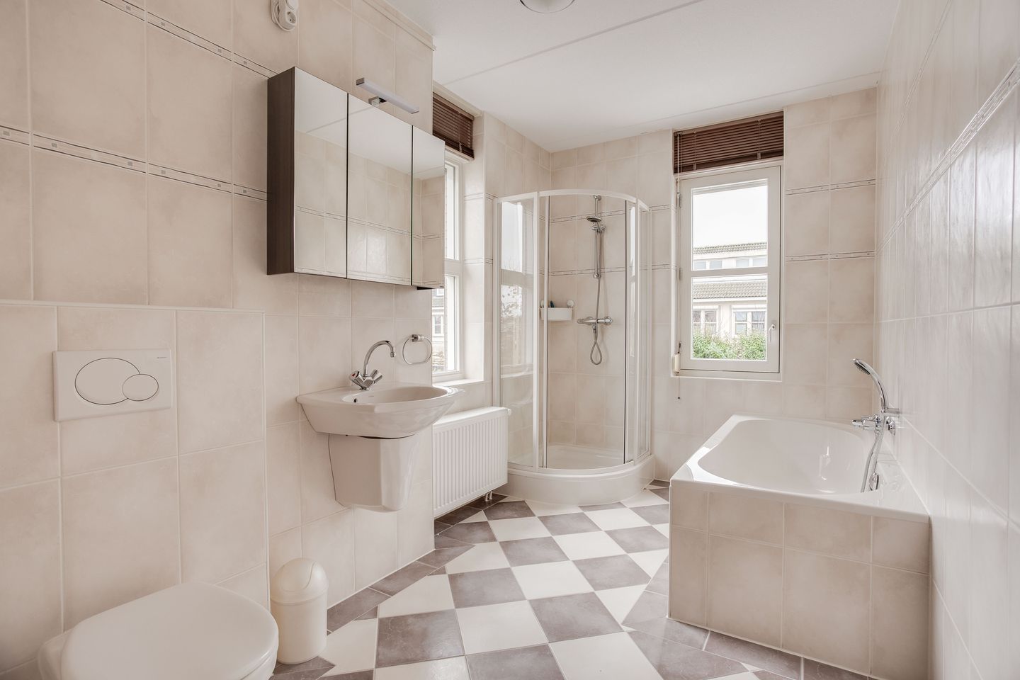 Photo 34 of Vogelwikke 16