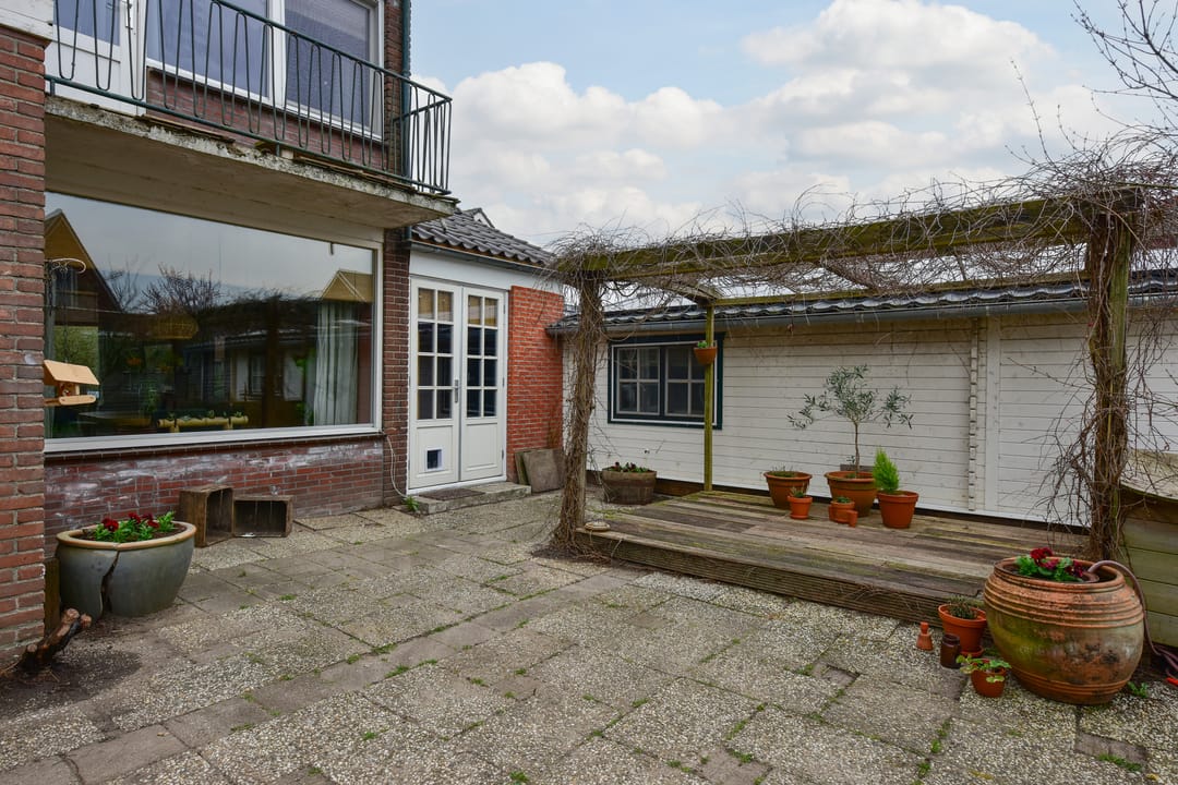 Foto 28 van Esdoornlaan 28