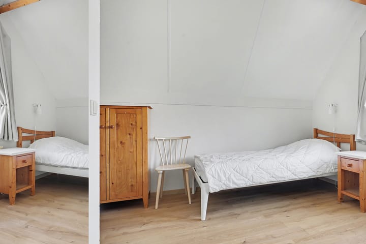 Vrijstaande woning te koop: Golfslag 9, Kamperland