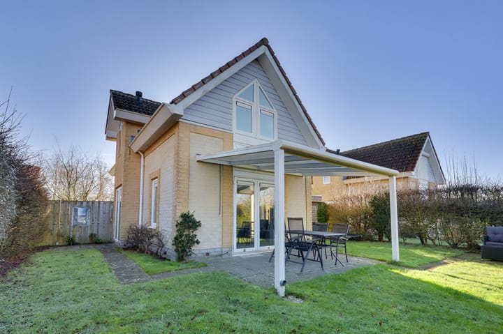 Vrijstaande woning te koop: Golfslag 9, Kamperland
