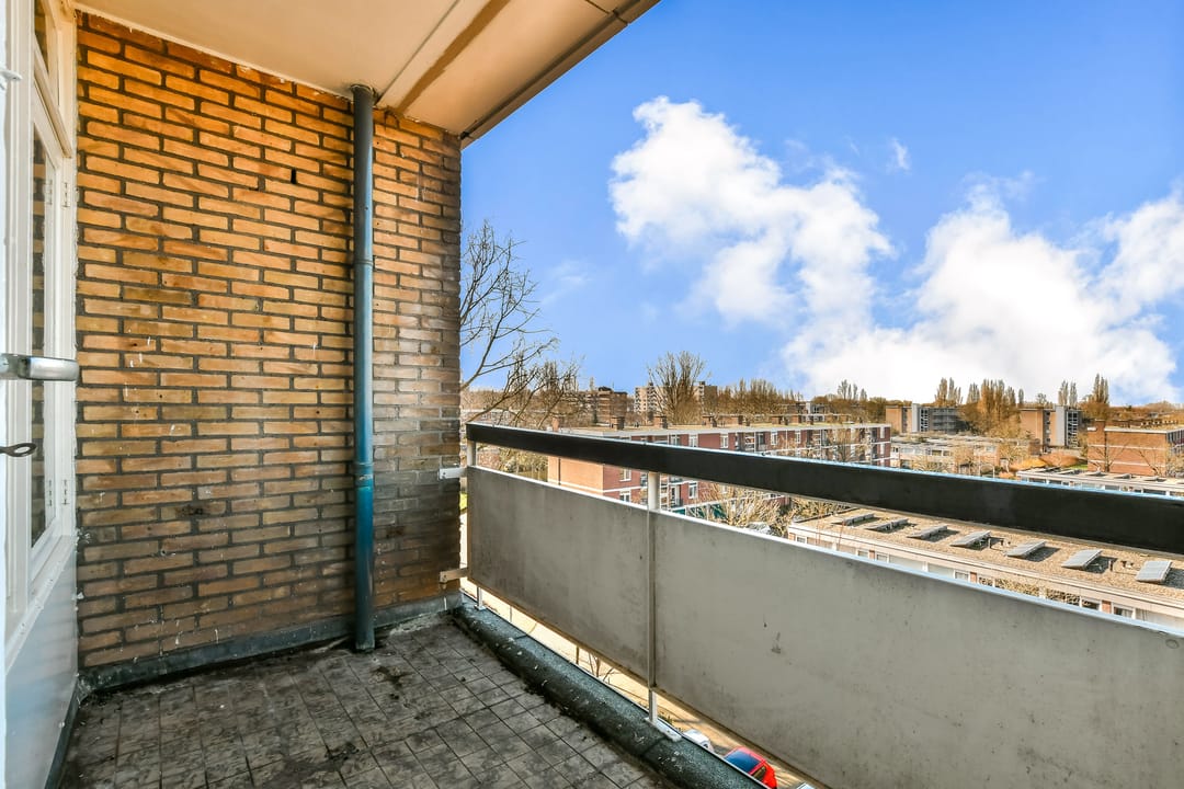 Photo 17 of Bachstraat 100