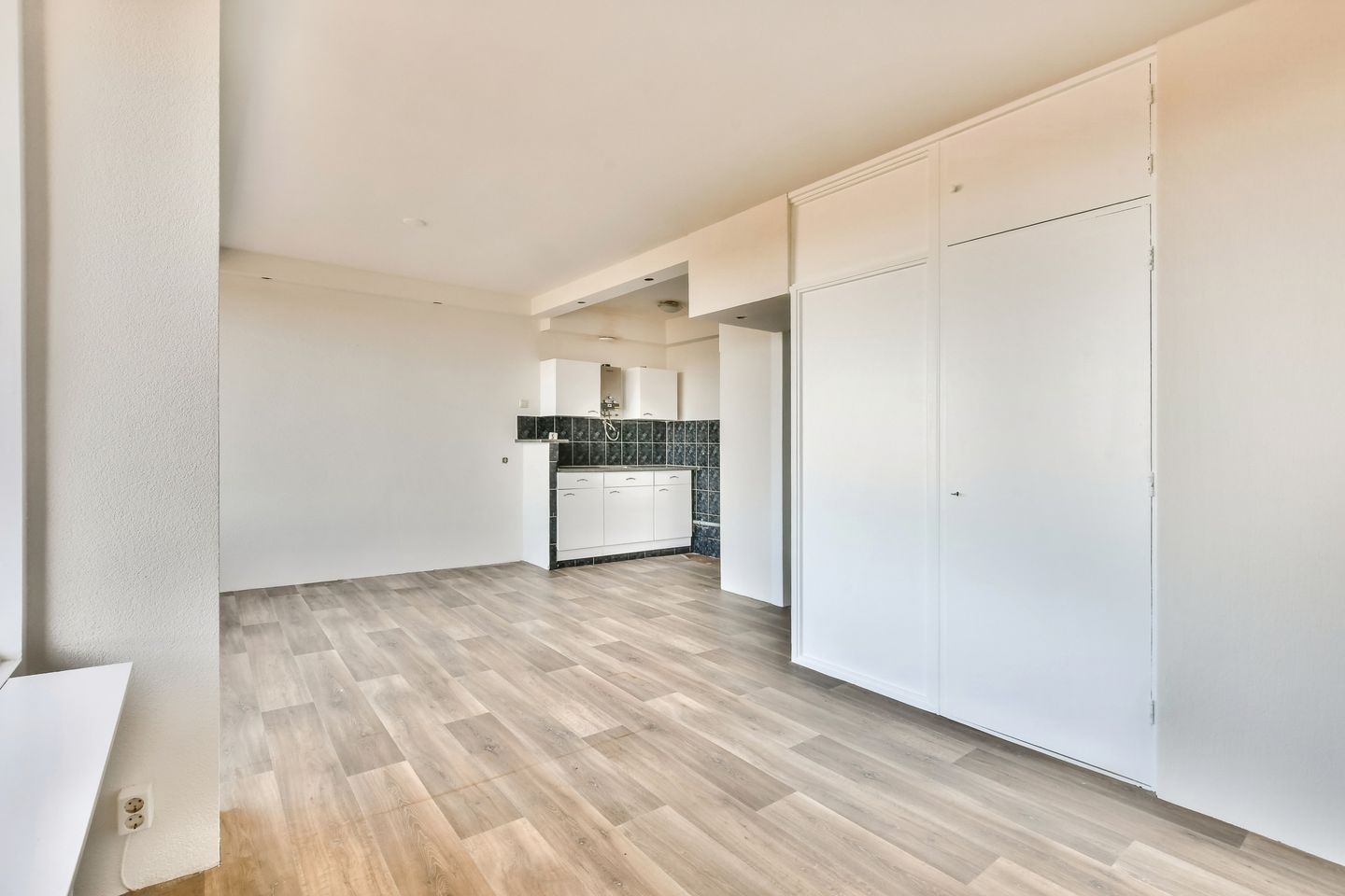Photo 10 of Bachstraat 100