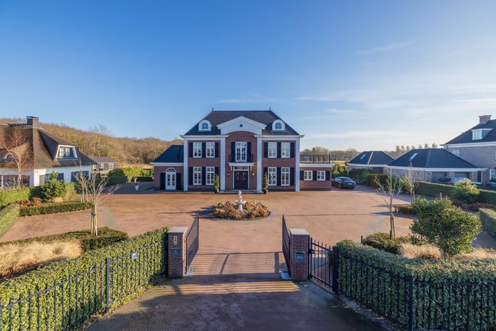 Photo 4 of Westeinde 89-A