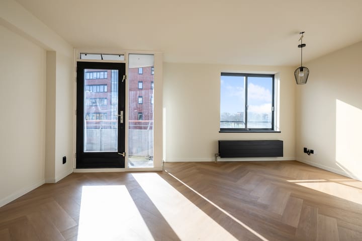 Photo 4 of Belgiëplein 58