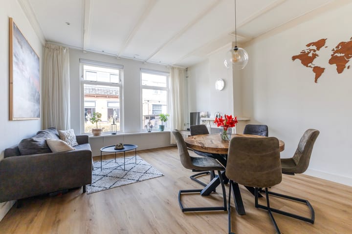 Foto 2 van Uniabuert 16