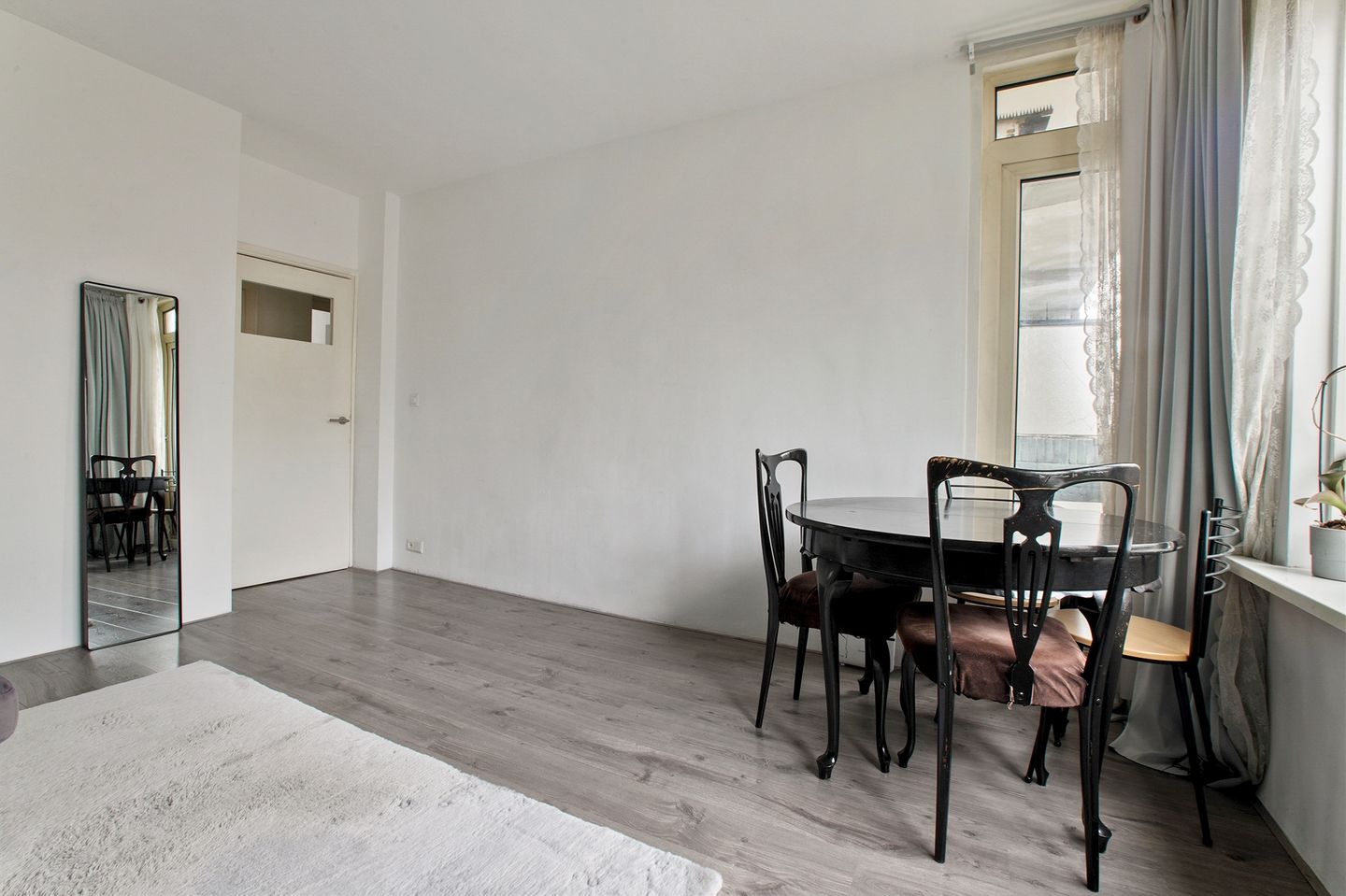 Photo 10 of Johannes Meewisstraat 42-2