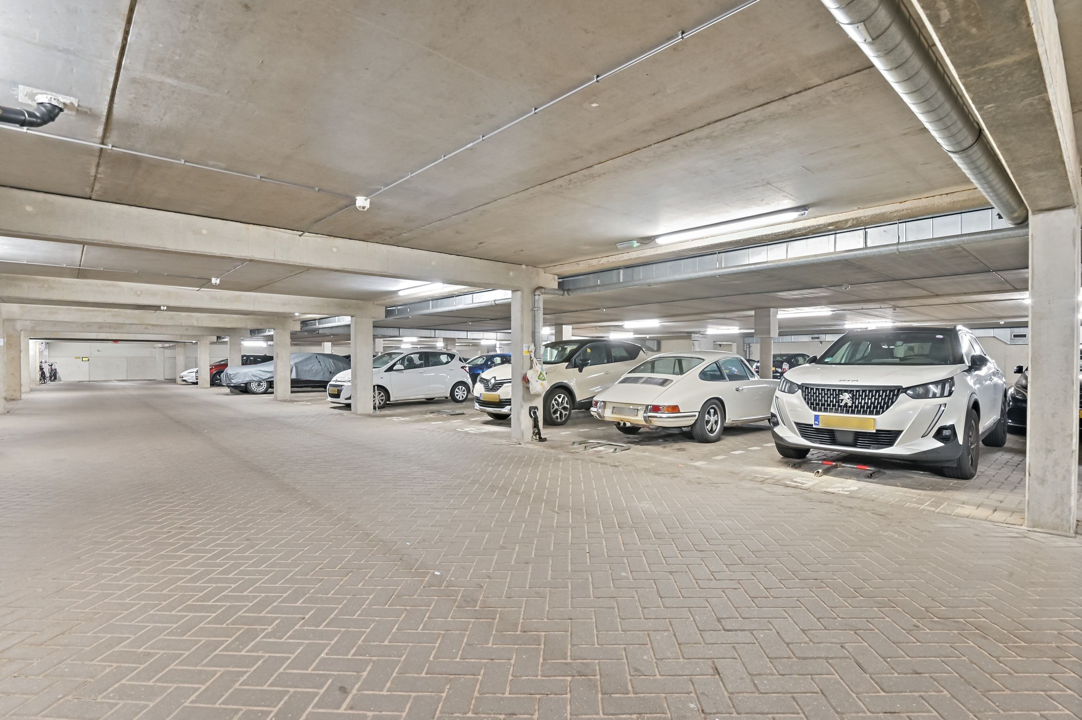 Photo 36 of Palaceplein 75