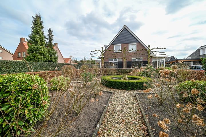 Photo 2 of Voorthuizerstraat 15