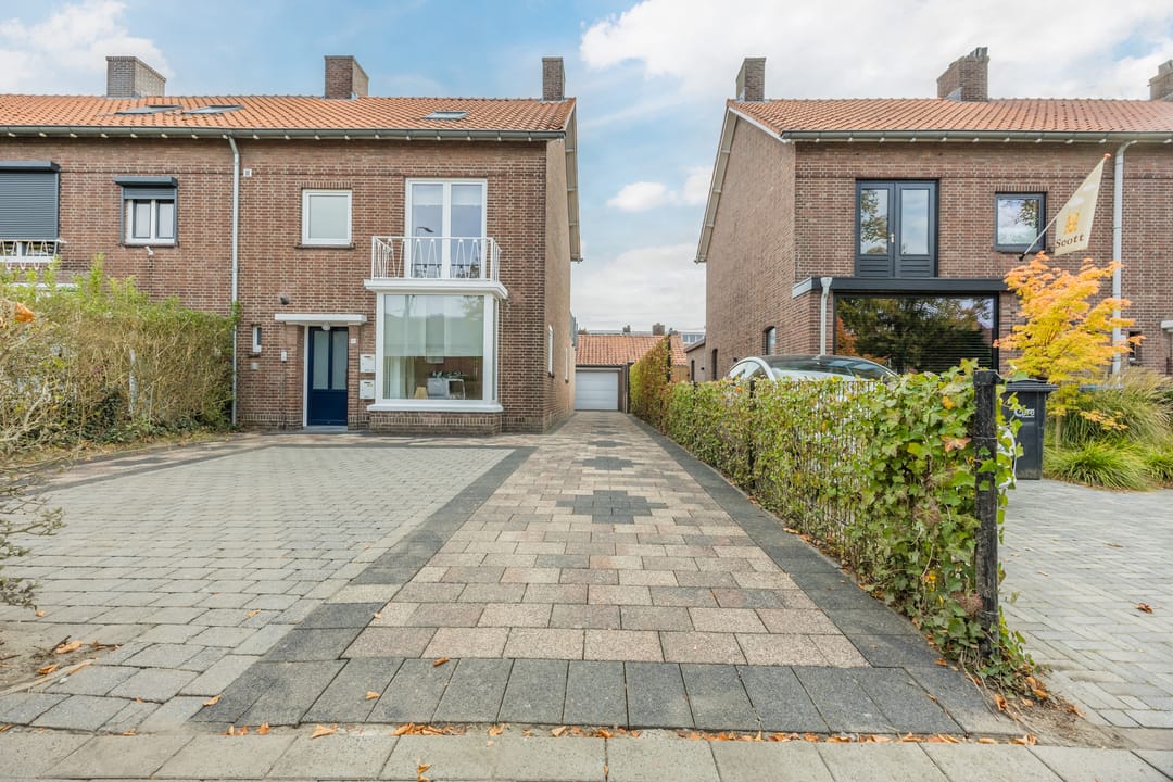 Photo 7 of Leenderweg 347