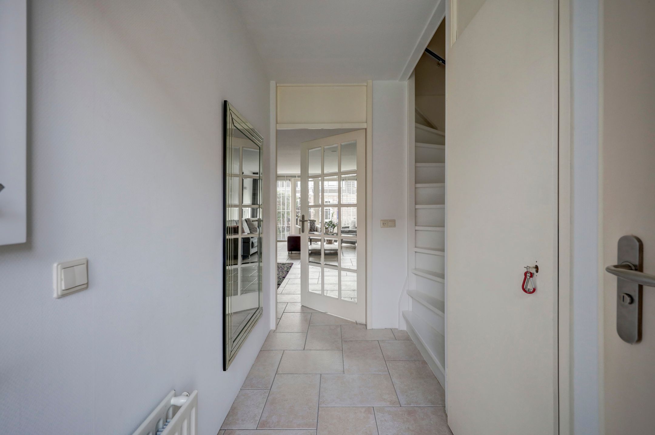 Photo 3 of Hornetstraat 14