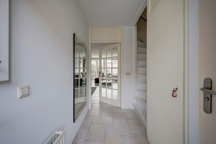 Photo 3 of Hornetstraat 14