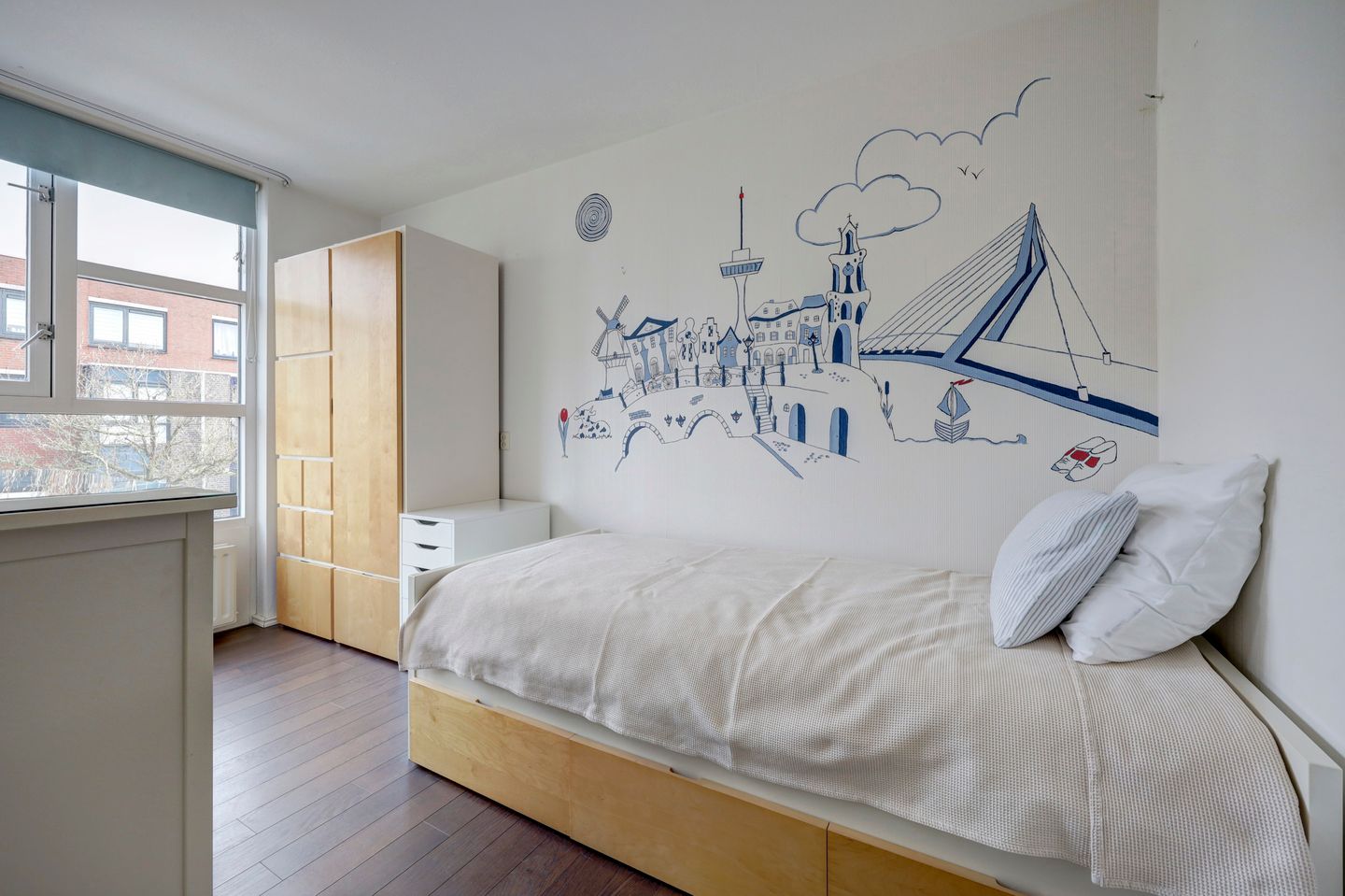 Photo 19 of Hornetstraat 14