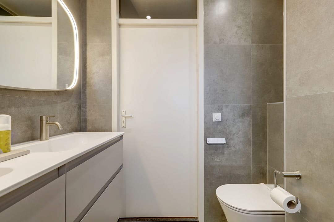 Photo 23 of Hornetstraat 14