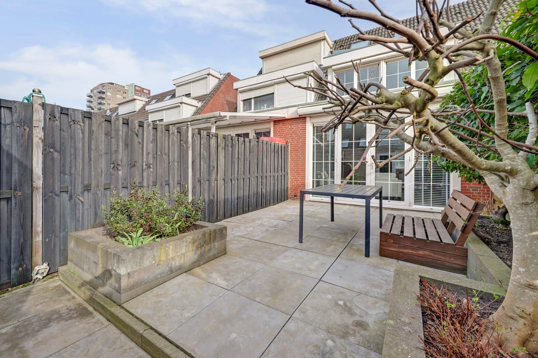 Photo 31 of Hornetstraat 14