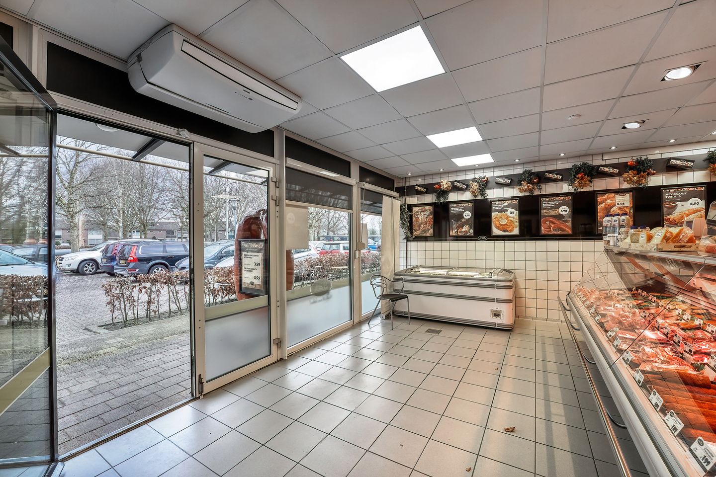 View photo 3 of Meerkreuk 32