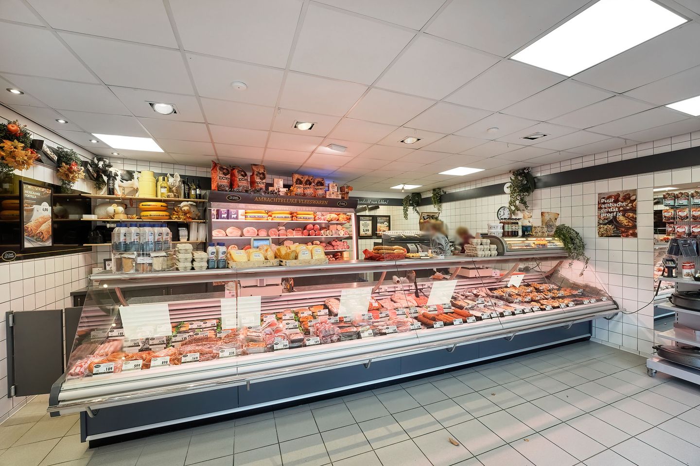 View photo 2 of Meerkreuk 32