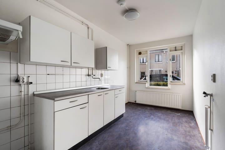 Dr. L.J. Rogierstraat 39