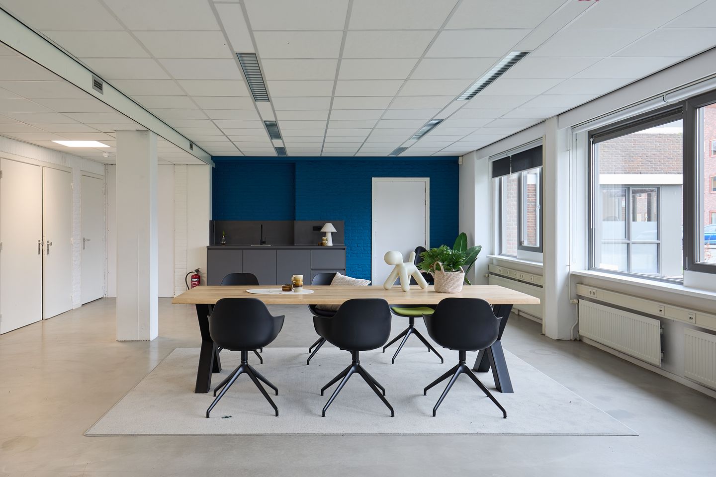 Bekijk foto 4 van Schweitzerlaan 12