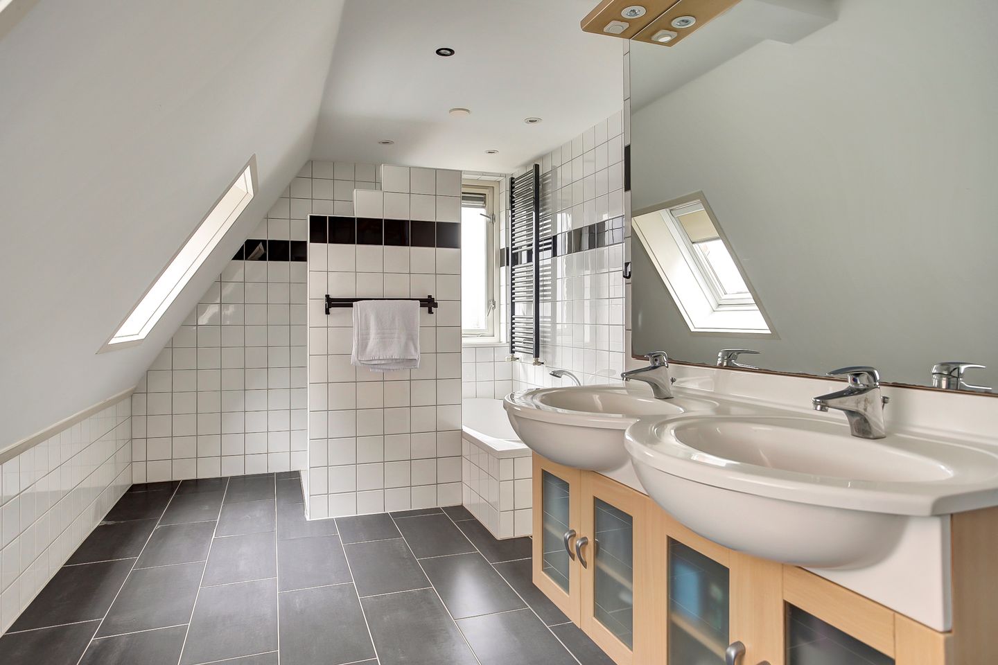 Foto 35 van Boterzwin 4230