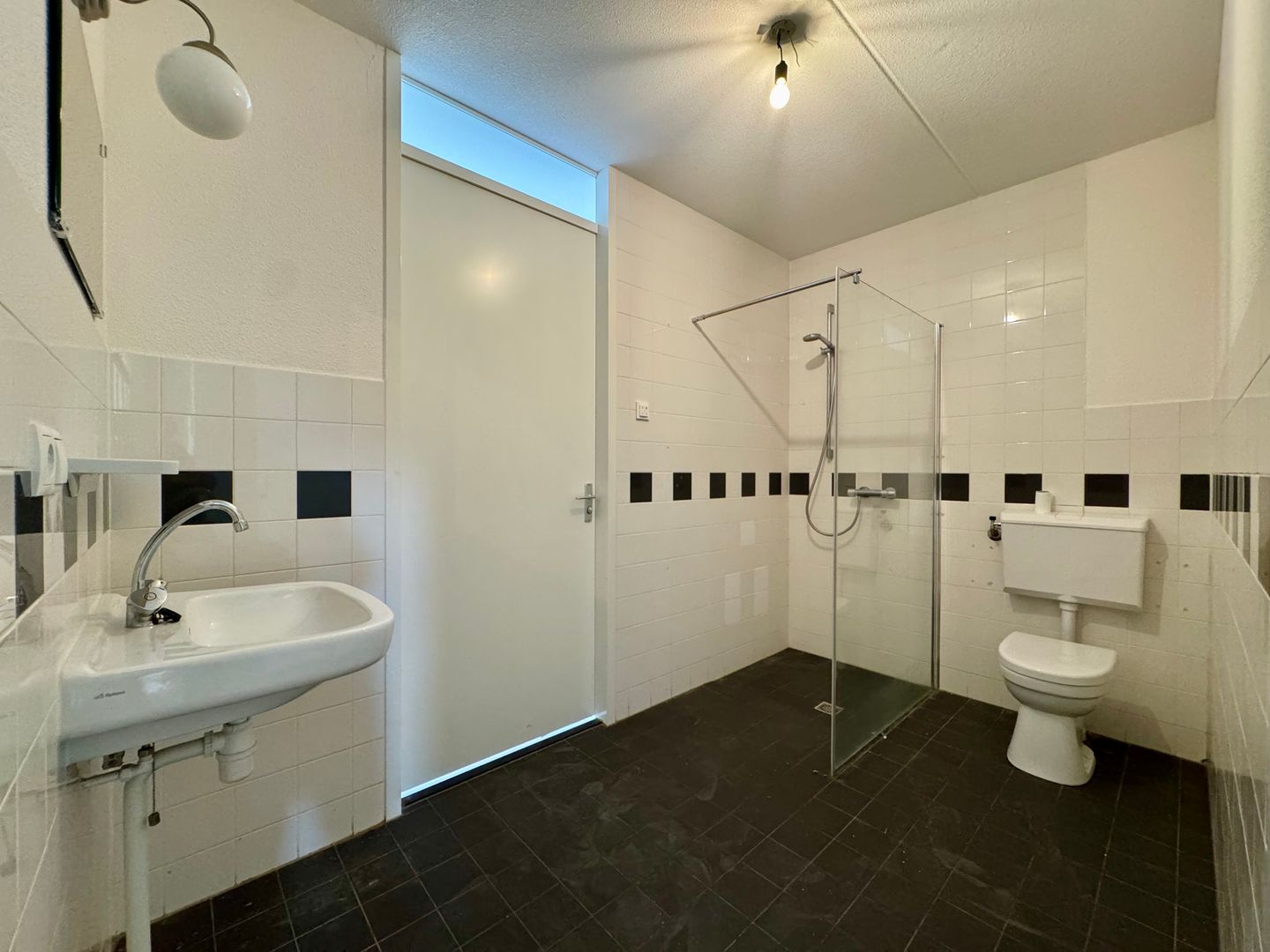 Photo 5 of Raadhuislaan 80-A17