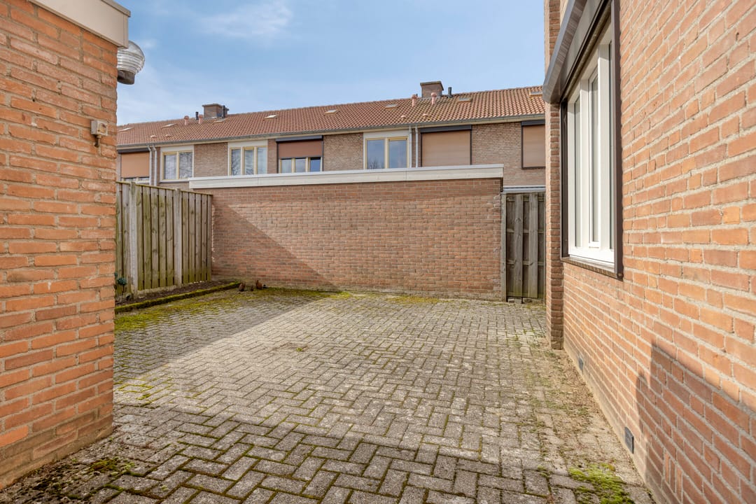 Foto 31 van Pastoor van Cruchtenstraat 36