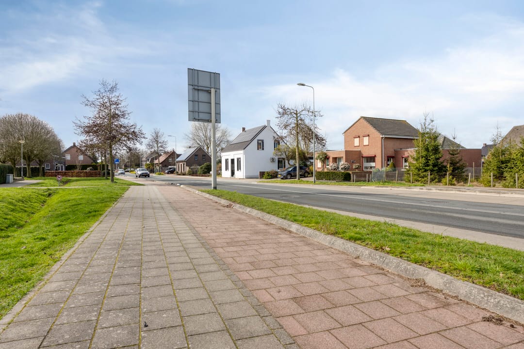 Foto 43 van Pastoor van Cruchtenstraat 36