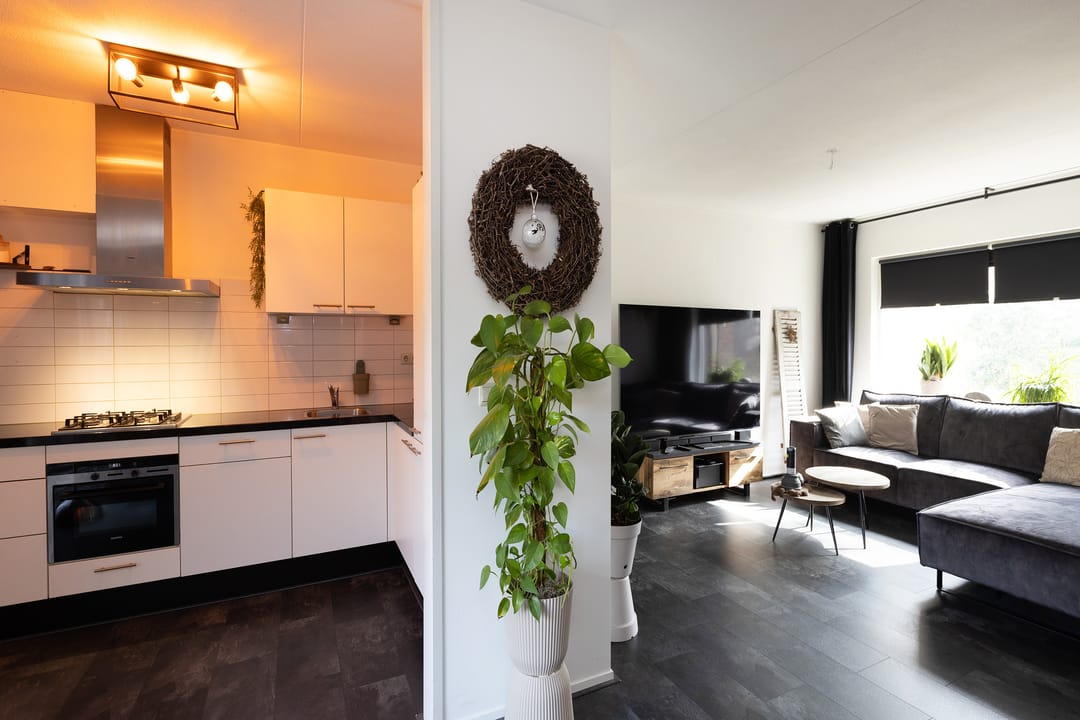 Photo 7 of Lijsterstraat 43