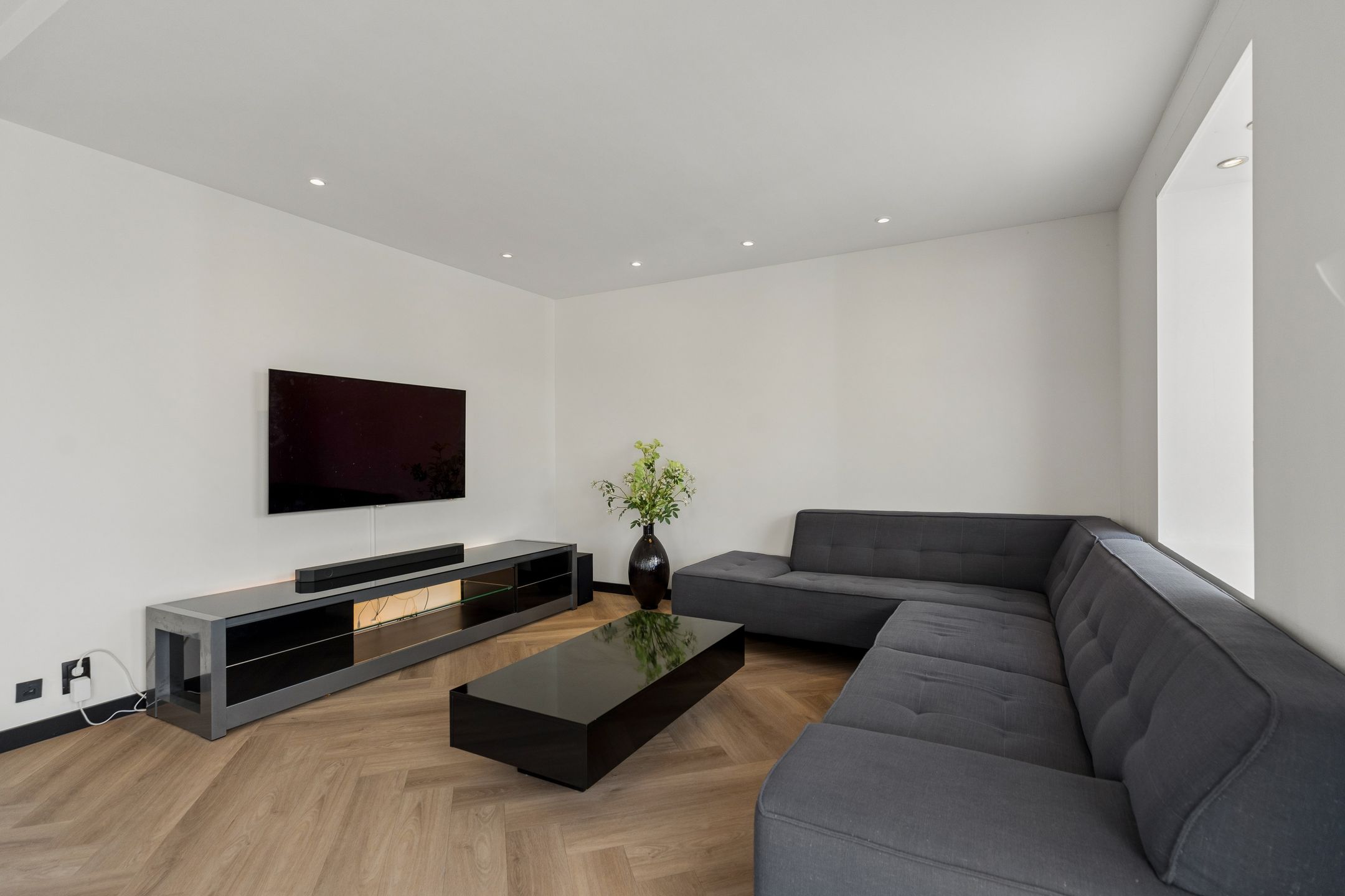 Photo 12 of Clusepad 1