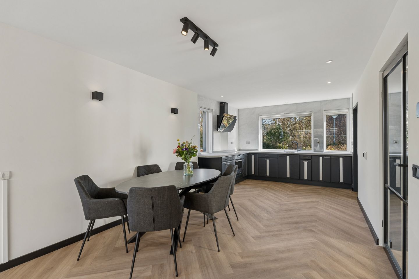 Photo 19 of Clusepad 1